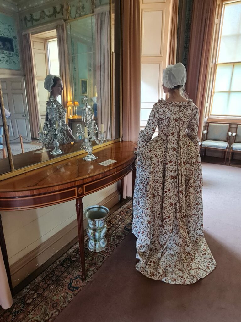 1770s long sack gown made as live public event at Paxton House in 2023. Photo credit: Fiona Salvesen Murrell.